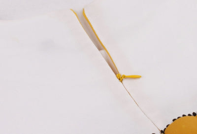 Pen Gul Og Hvit Kjole Vintage Design