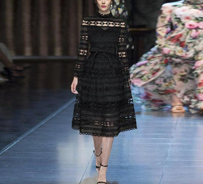 40-Talls Svart Openwork Kjole