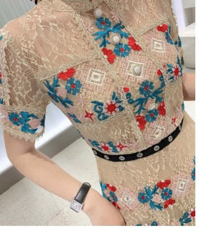 Lang Kjole Med Ruffle Vintage Champagne