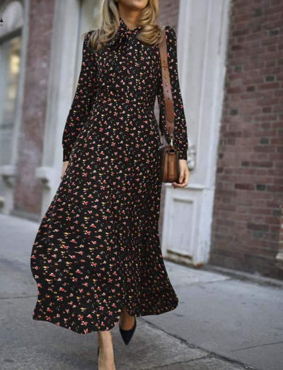 Vintage 40-Talls Flytende Svart Kjole