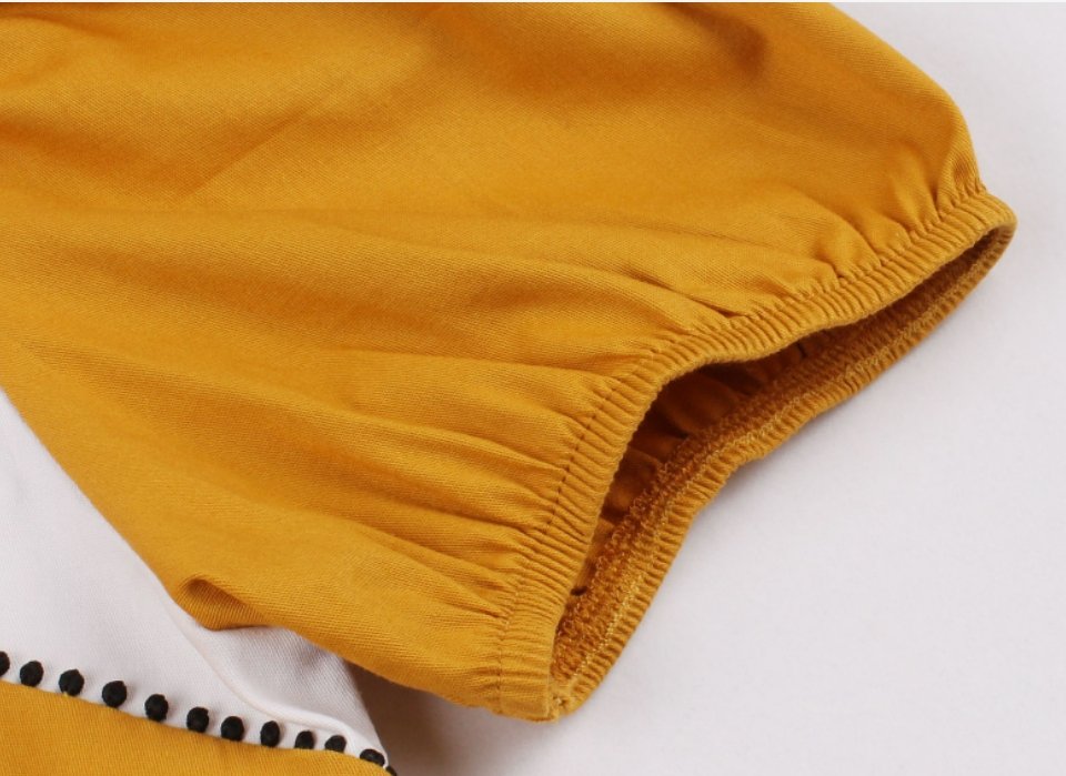 Pen Gul Og Hvit Kjole Vintage Design