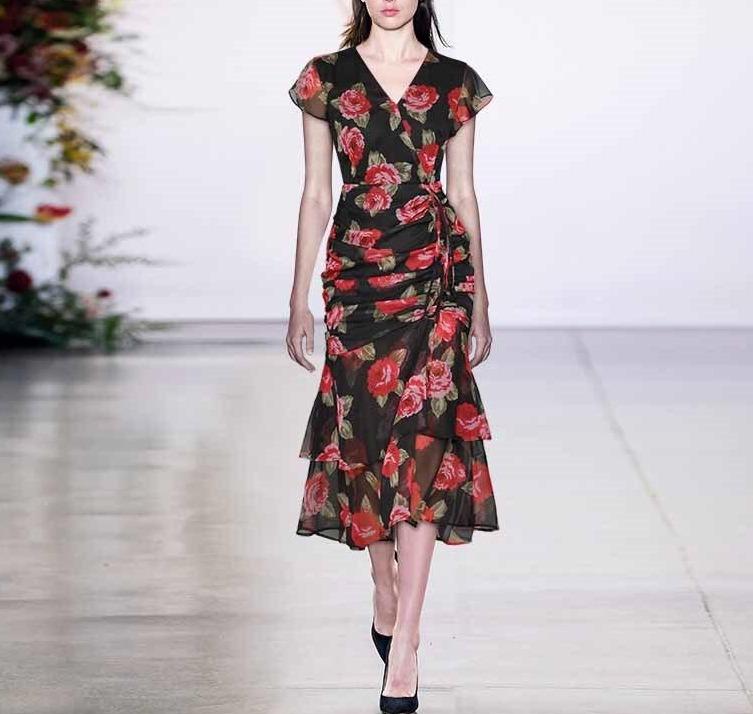 Svart Og Rød Kjole Fra 1940-Tallet