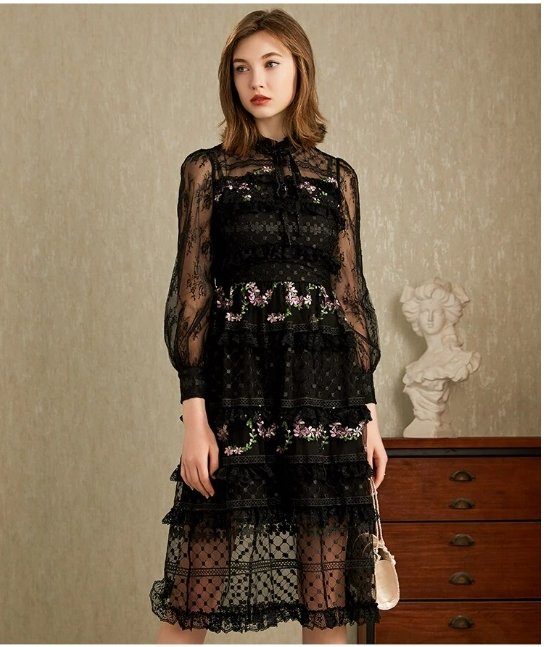 40-Talls Høyhalset Kjole Svart