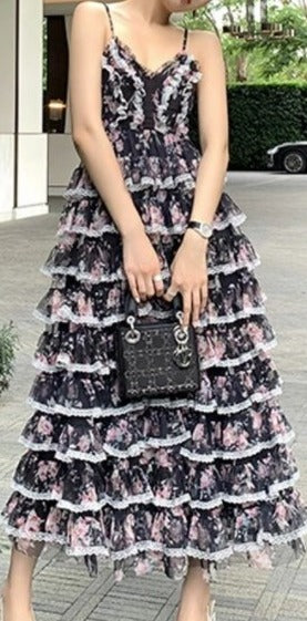 40-Talls Svart Blomsterkjole