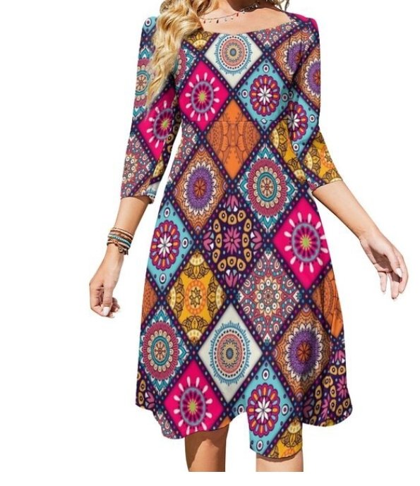 Fargerik Hippiekjole Fra 70-Tallet