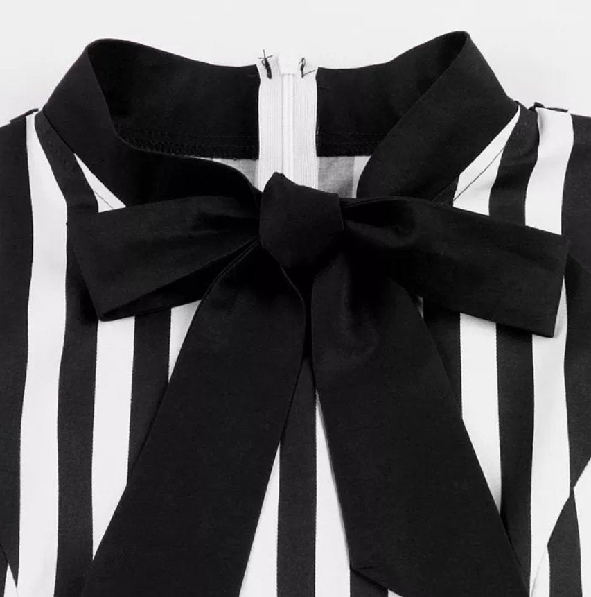 Vintage Trapesskjole Med Sløyfebelte