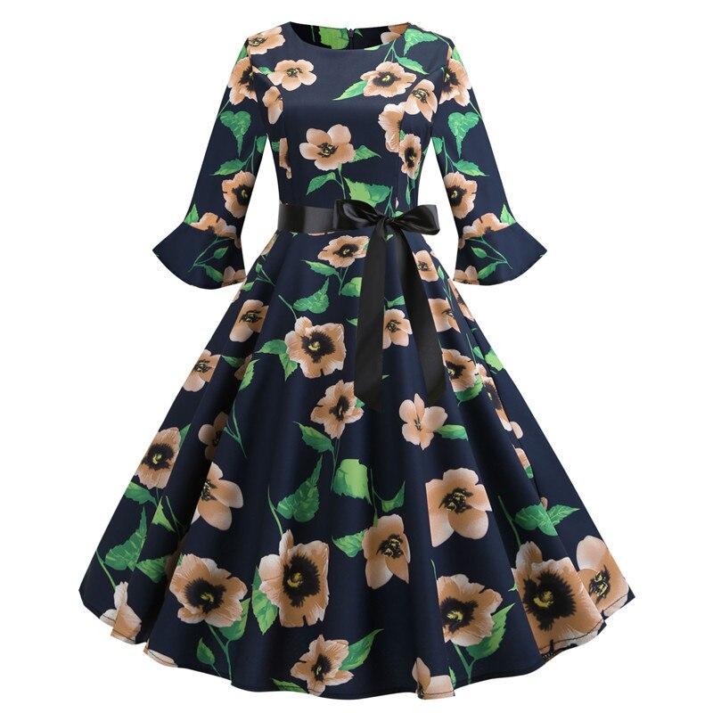 Vintage Svart Blomstret Vinterkjole