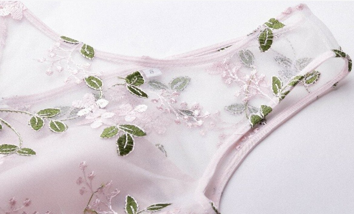 Vintage Rosebrodert Kjole