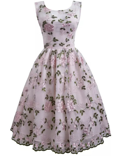 Vintage Rosebrodert Kjole