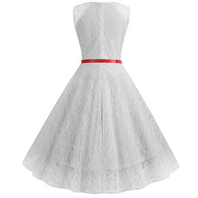 Vintage Trapes Kjole Hvit